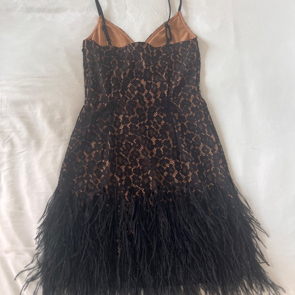Michael Kors Feather Embellished Corded Lace Dress Size XXS - Picture 8 of 11